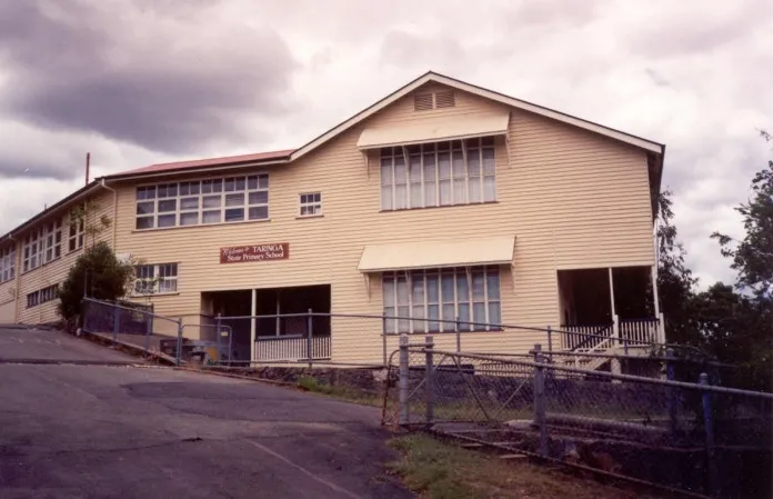 Mbnh.07.02.42 Taringa State School