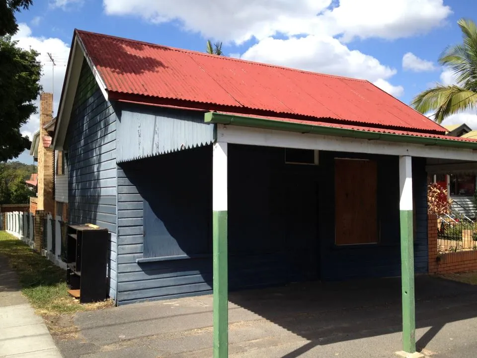 Mbsh.2.2.27. Jones Corner Shop 2013. Annerley Stephens Historical Society