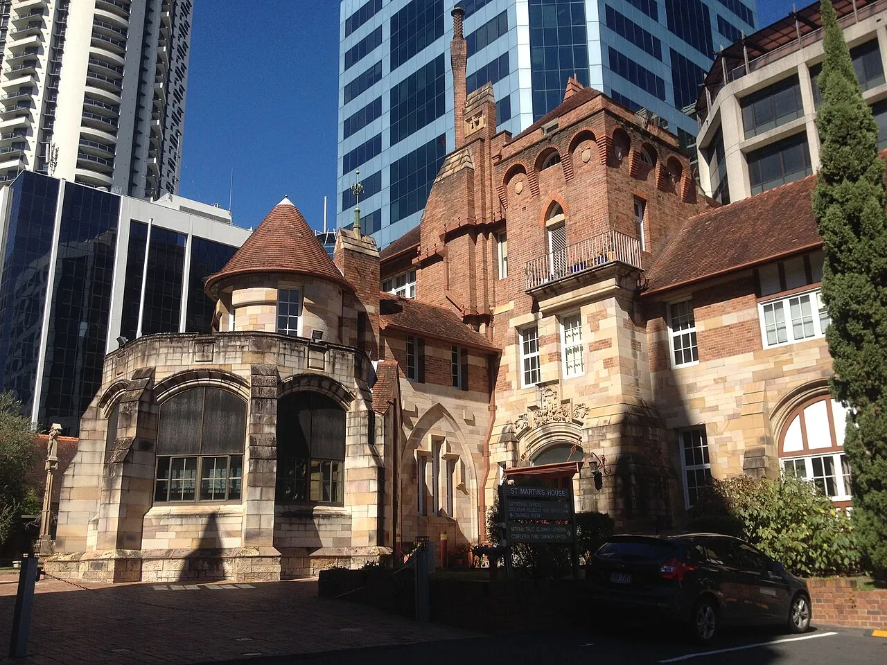 080. st martin's house, brisbane 02